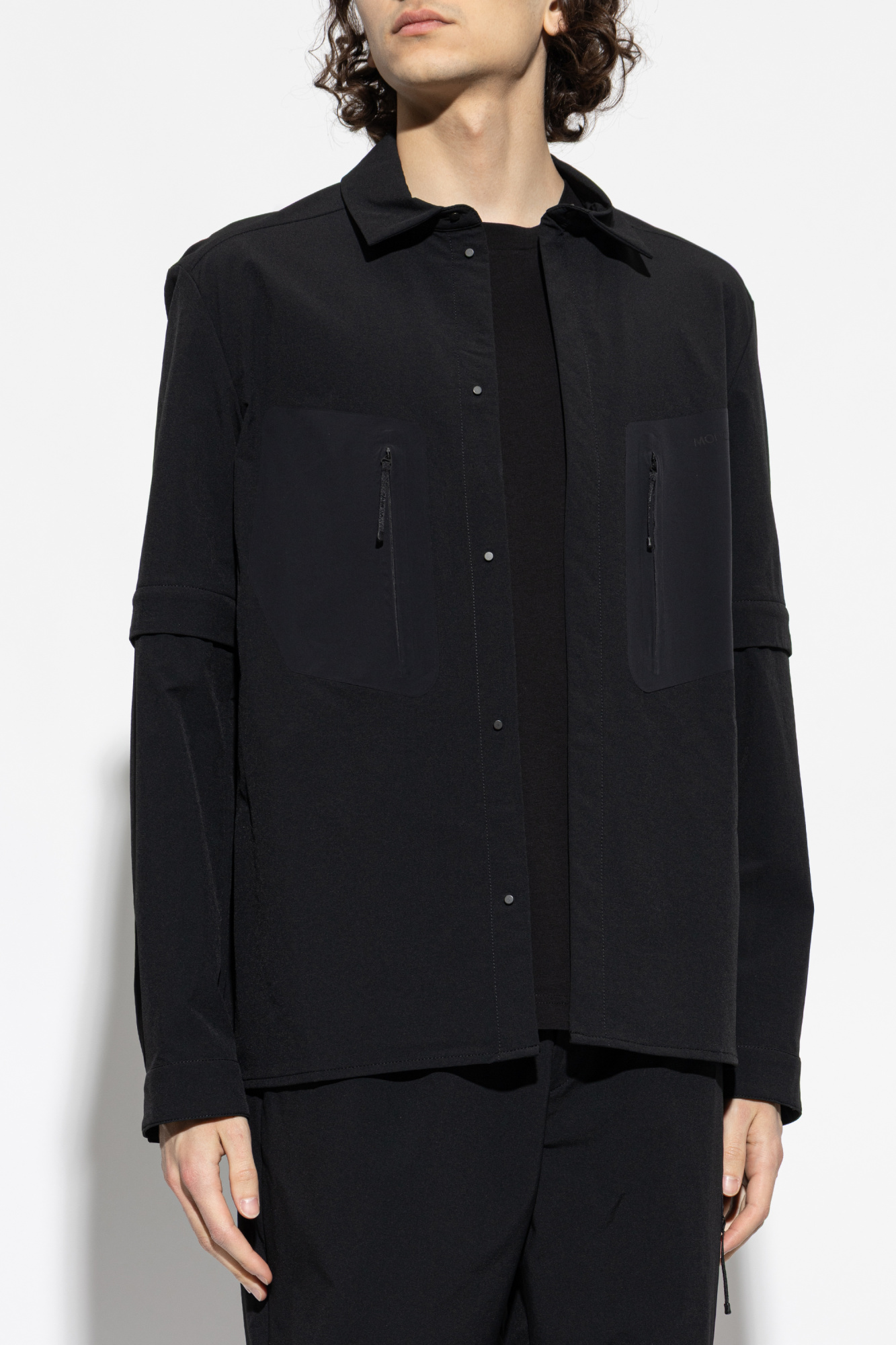 Preto Camisa com mangas destacáveis Moncler - Vitkac Brazil